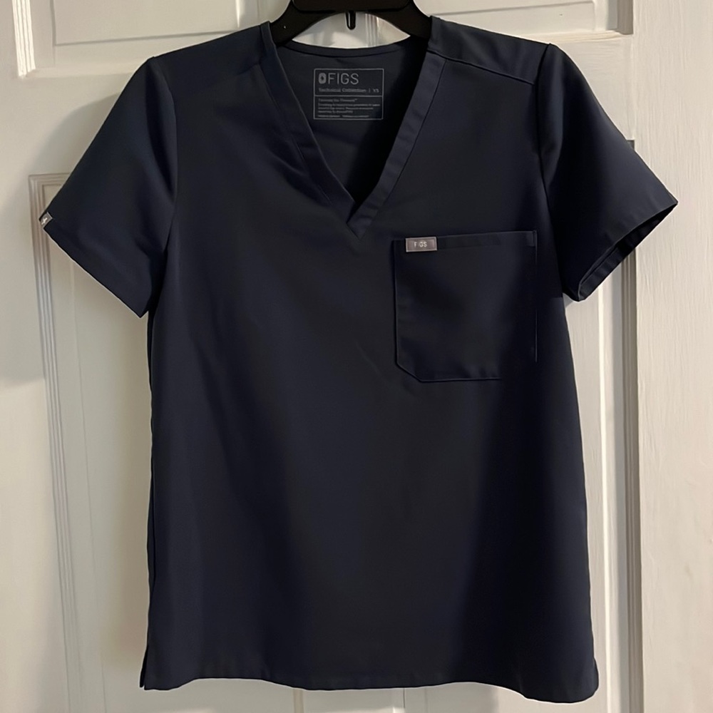 Figs Catarina Gray One-Pocket Scrub Top XS
